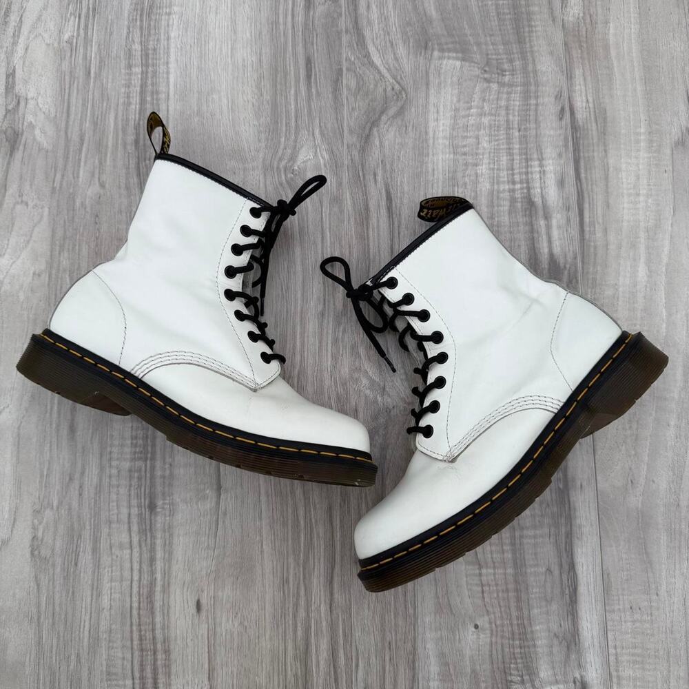 Dr. Martens 1460 White Leather 8-Eye Boots Women’s US 8